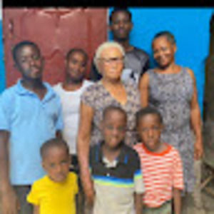 Meet your Posher, Linda